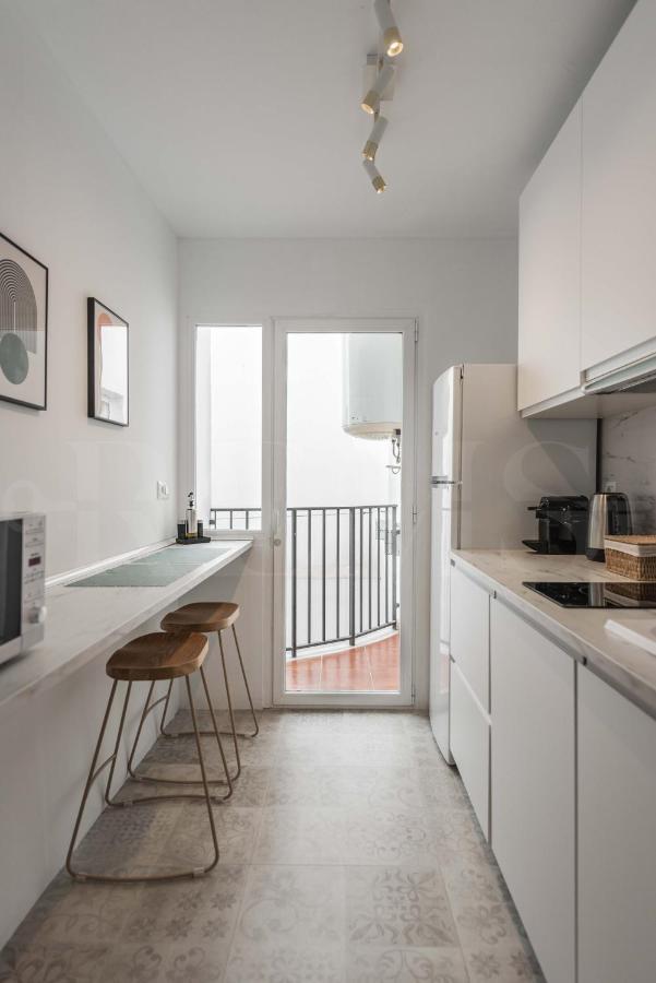 Designed Minimalist Apartment - Malaga Center By Rems Luaran gambar