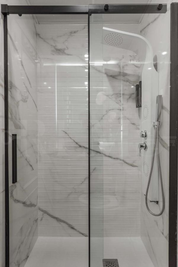 Designed Minimalist Apartment - Malaga Center By Rems Luaran gambar