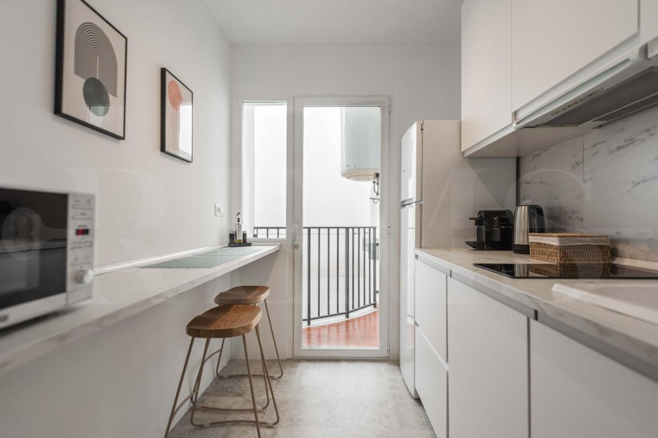 Designed Minimalist Apartment - Malaga Center By Rems Luaran gambar